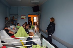 Policyjne spotkanie z małymi pacjentami z wejherowskim szpitalu.