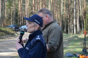 Pani Komendant przemawia do zebranych gości.