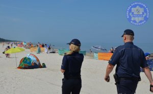 Policjanci prowadzili akcję &quot;Kręci mnie bezpieczeństwo nad wodą&quot; na plaży w Lubiatowie i nad jeziorem w Nadolu.