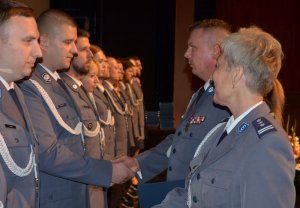 Wręczenie awansów policjantom.