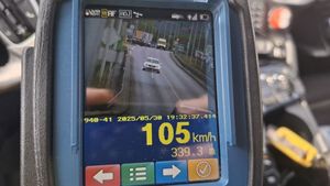 Zdjęcie z tru cam z prędkością 105 km/h.