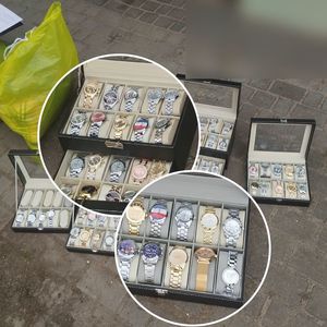 Towary popakowane w różne worki i kartony