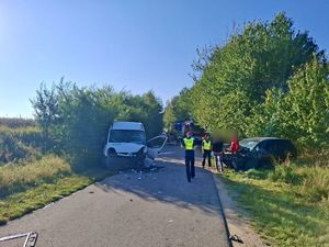 Policjanci pracują na miejscu zdarzenia