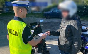 kontrola drogowa motocyklisty.