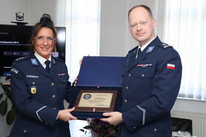 Pożegnanie na auli komendy