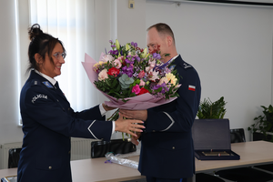 Pożegnanie na auli komendy