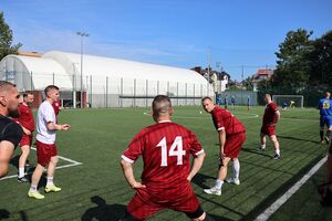 Otwarcie Ogólnopolskiego Turnieju Piłki Nożnej Służb Mundurowych , na zdjęciach ujęcia z otwarcia z Komendantami oraz gośćmi a także drużyny, które rozpoczęły zmagania i rywalizują w turnieju.
